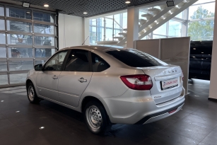 LADA GRANTA