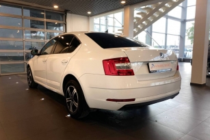 SKODA OKTAVIA