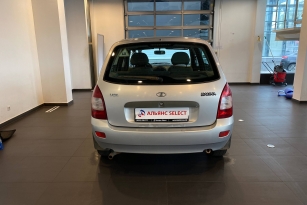 LADA KALINA