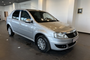 RENAULT LOGAN