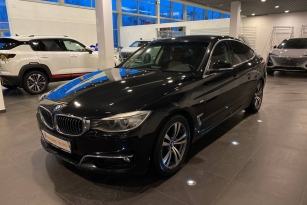 BMW 320I