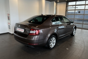 SKODA OKTAVIA