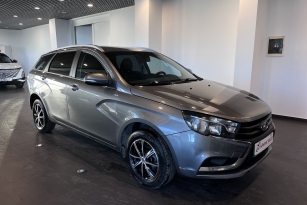 LADA VESTA