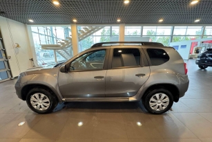NISSAN TERRANO