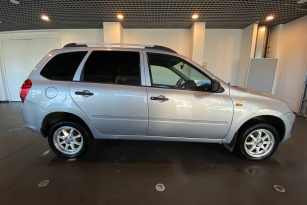 LADA KALINA