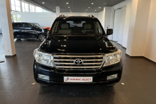 TOYOTA LAND CRUSER