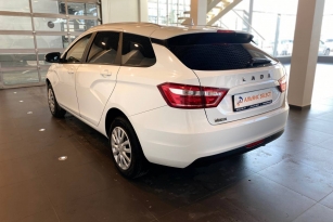 LADA VESTA