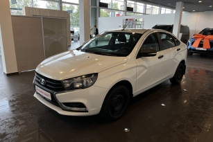 LADA VESTA