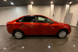 LADA VESTA