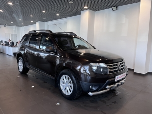 RENAULT DUSTER