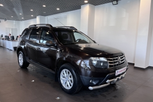 RENAULT DUSTER
