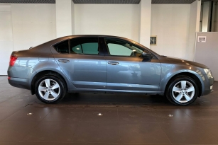 SKODA OKTAVIA