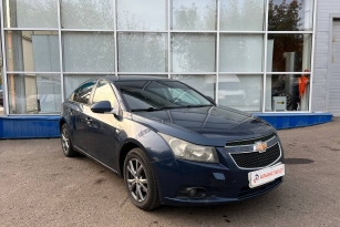 CHEVROLET CRUZE