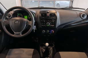 LADA KALINA