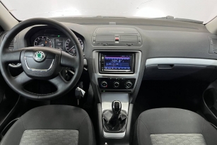SKODA OKTAVIA