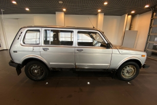 LADA 2131 (4X4)