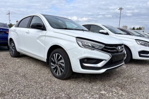 LADA VESTA