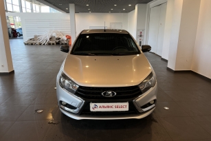 LADA VESTA