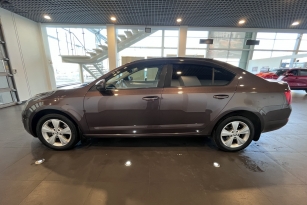 SKODA OKTAVIA