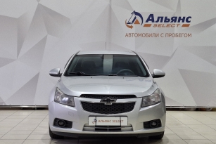 CHEVROLET CRUZE