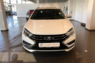 LADA VESTA