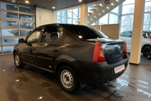 RENAULT LOGAN