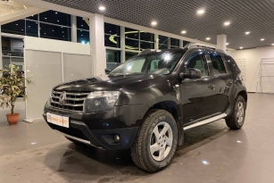 RENAULT DUSTER