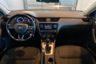 SKODA OKTAVIA