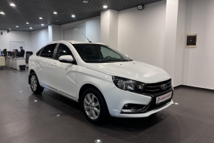 LADA VESTA