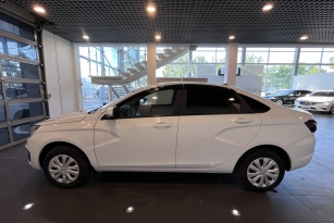 LADA VESTA