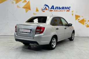 LADA GRANTA