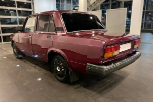 LADA 2107