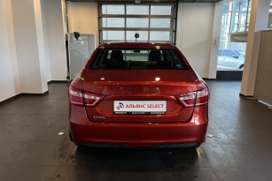 LADA VESTA