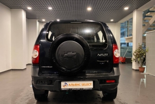 CHEVROLET NIVA