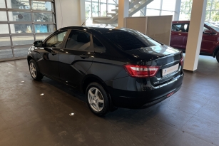 LADA VESTA