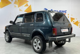 LADA 2131 (4X4)