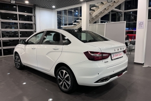 LADA VESTA
