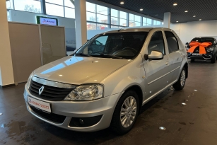 RENAULT LOGAN