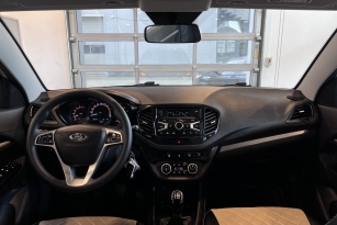 LADA VESTA