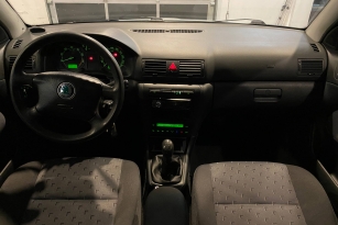 SKODA OKTAVIA