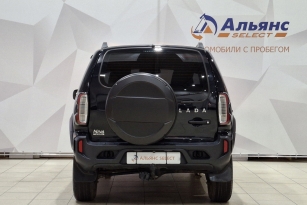 LADA NIVA TRAVEL