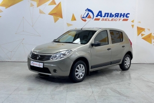 RENAULT SANDERO