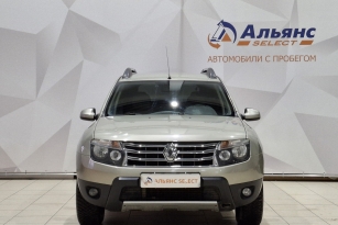 RENAULT DUSTER