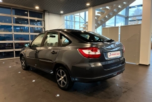 LADA GRANTA