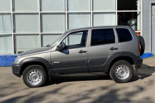 CHEVROLET NIVA