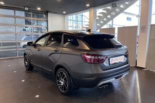 LADA VESTA