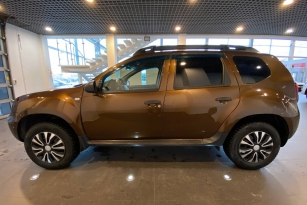 RENAULT DUSTER