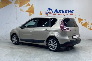 RENAULT SCENIC