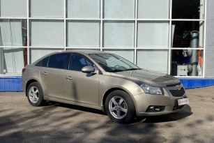 CHEVROLET CRUZE