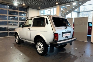LADA 2121 (4X4)